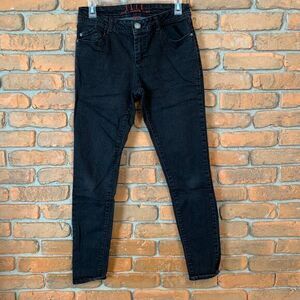 Elle Women's Black Jeans Skinny Mid Rise Dark‎ Wash Casual Lightweight Size 8